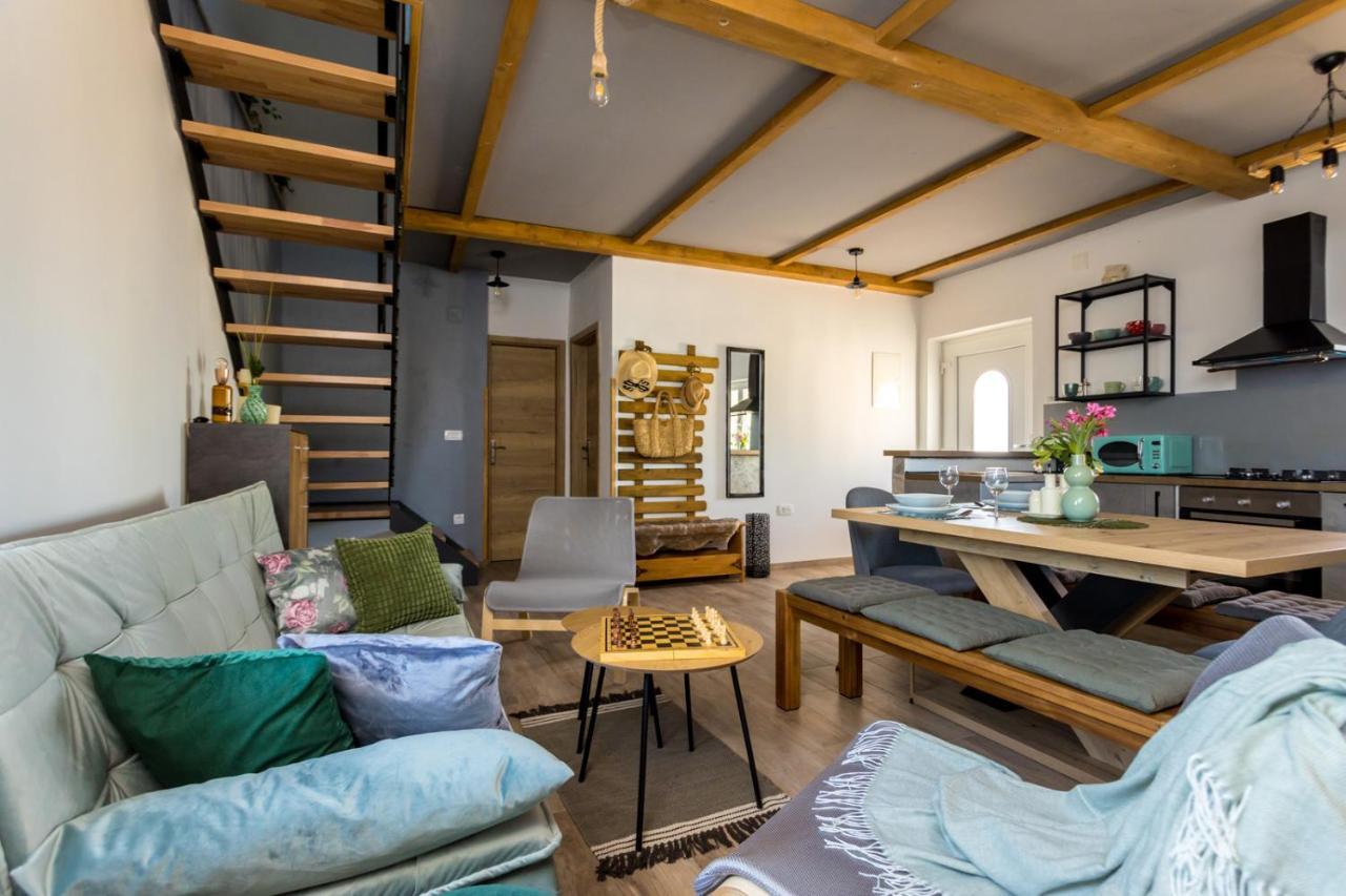 Villa Adastra Malinska Ngoại thất bức ảnh