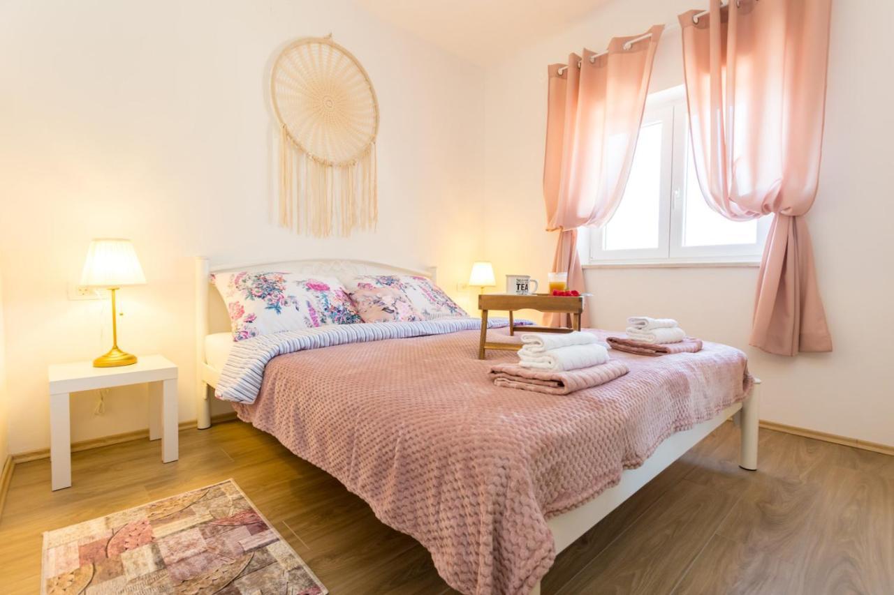 Villa Adastra Malinska Ngoại thất bức ảnh